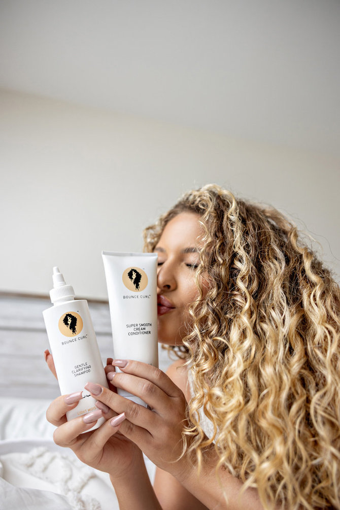 Curly girl metodas su Bounce curl
