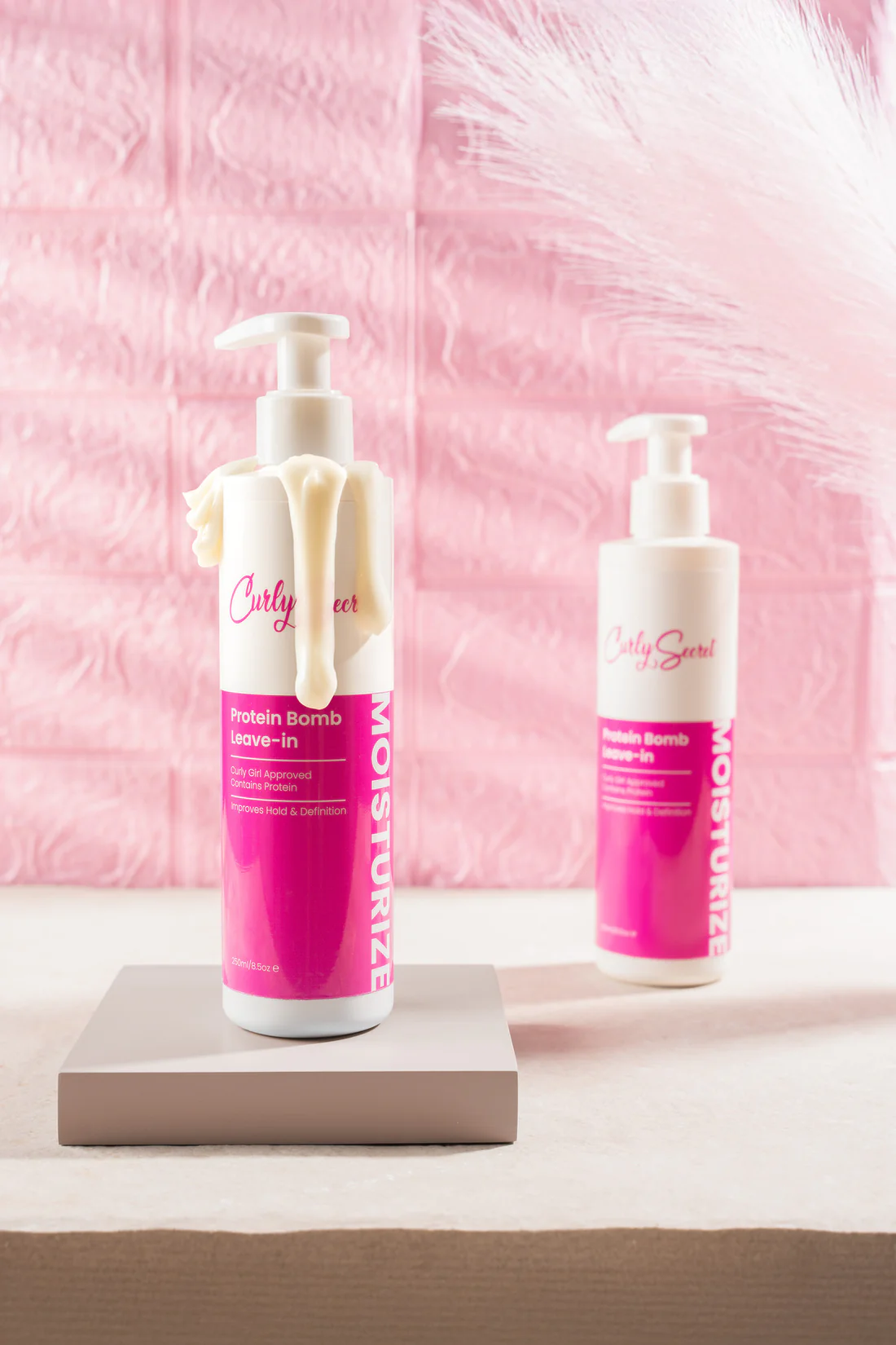 CURLY SECRET Baltyminis leave‑in kondicionierius